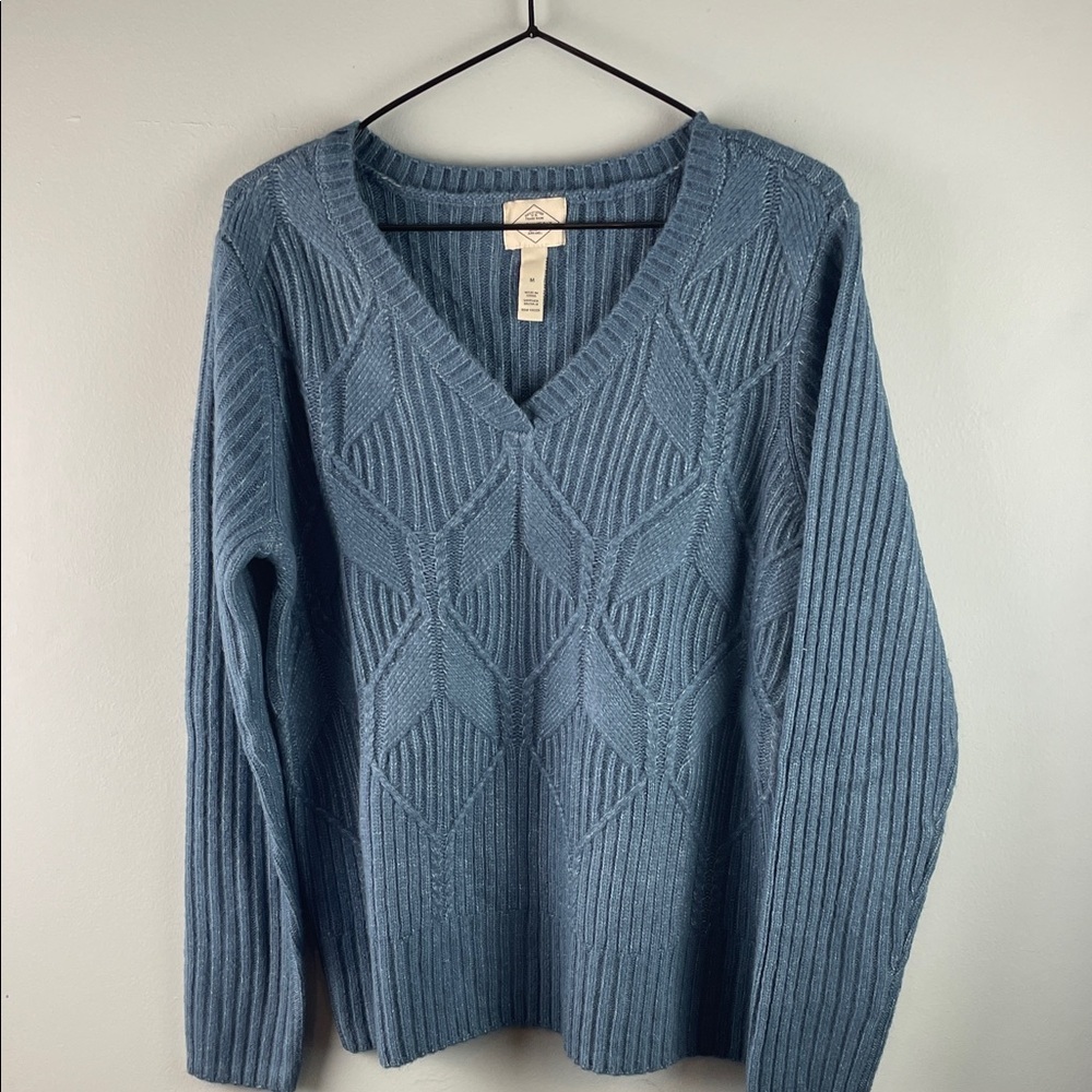 NWT St. John's Bay Blue V-Neck Sweater Size M